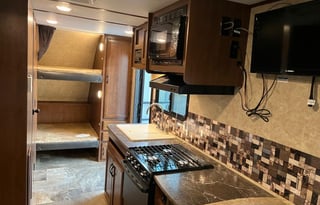 2016 Jayco - Jay Feather Floorplan: X213
