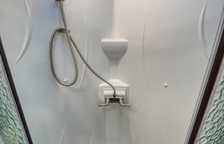 2022 32ls fully stocked and family friendly.