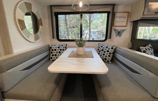 STUNNING + 2022 *Twilight* (Delivery Available)