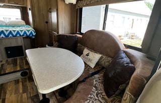 2015 Coachmen RV Freelander 21QB  Ford 350