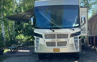 Luxury on the Road: Rent the Coachmen Encore 325SS