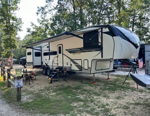 Coachmen RV Chaparral X Edition 355FBX