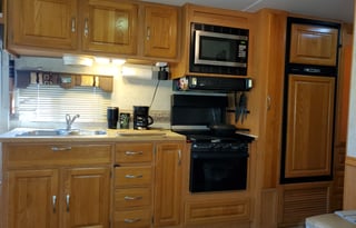 2004 Four Winds RV Windsport 36R