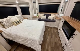 2025 Jayco Eagle 320FBOK (BRFL 1801)