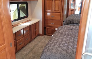 Ultimate Luxury on Wheels 42 Dream Coach Awaits U