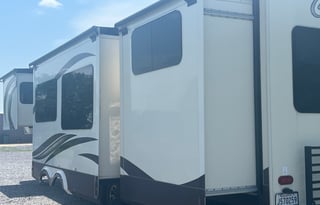 2014 Palomino Columbus F385BH