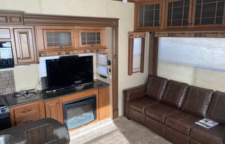 2013 Heartland Bighorn 3260 Elite