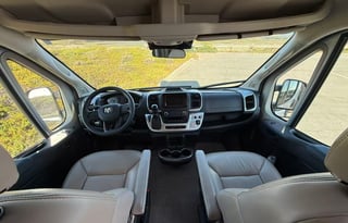Pop Top Camper Van | Sleeps 4 | Easy Drive