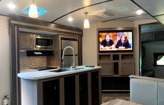 2021Crossroads Sunset Trail,  2 bathrooms, lg bunk