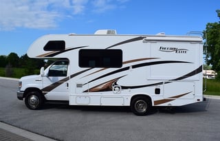 Jackpot Joe RV (Circa) Ultd Miles  Sleep 6 Unit #7