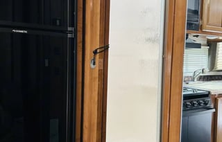 Pocket-Friendly Paradise: Spacious + 125 Miles