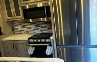 2022 Keystone RV Avalanche 390DS