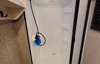 "Glacier" Happy Glamper