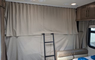 Family Getaway Ready – 2018 Jayco Greyhawk for 8