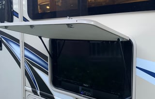 Unlimited Miles - Bunk Beds - 5 TVS - Sleeps 10-12