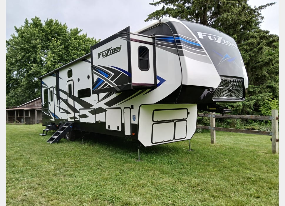 Toy Hauler rentals in Cairo