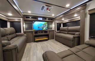 2021 Alliance RV Paradigm 365RD