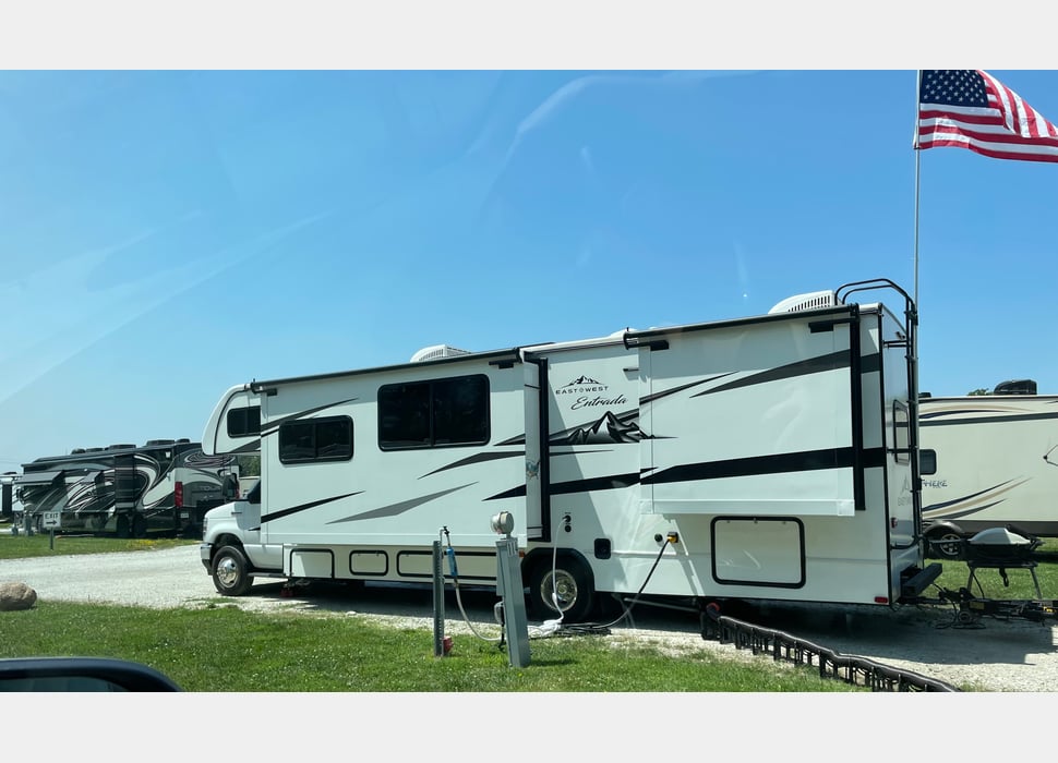 Class C Motor Home rentals in Hilliard