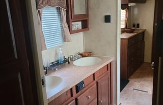 Krazy Kamping w/ kids and pets on the go rental!