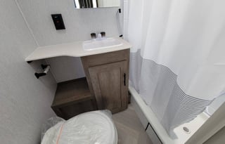 Ellie- 2023 Forest River RV EVO Lite 2750QBX