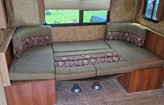 2014 Coachmen Freedom Express LTZ