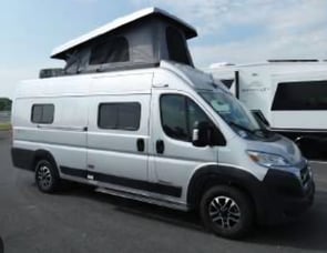 Winnebago Solis 59PX