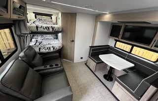 NEW Family ready Grand Design 25BDE bunk house RV