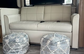 2021 Fleetwood RV Flair 35R