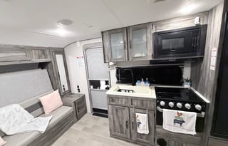 Family Toy Hauler w/ Bunks - 2021 Wildwood