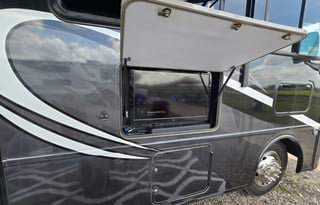 5 Star Luxury Motorhome Delivered & Setup For You!