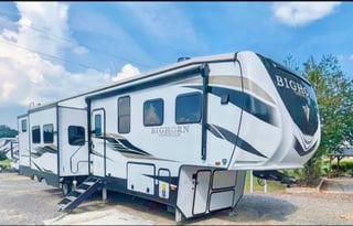 2022 Heartland Bighorn Traveler (Fifth Wheel)