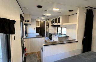 DELIVERY ONLY – 2021 Heartland Trailrunner 251BH