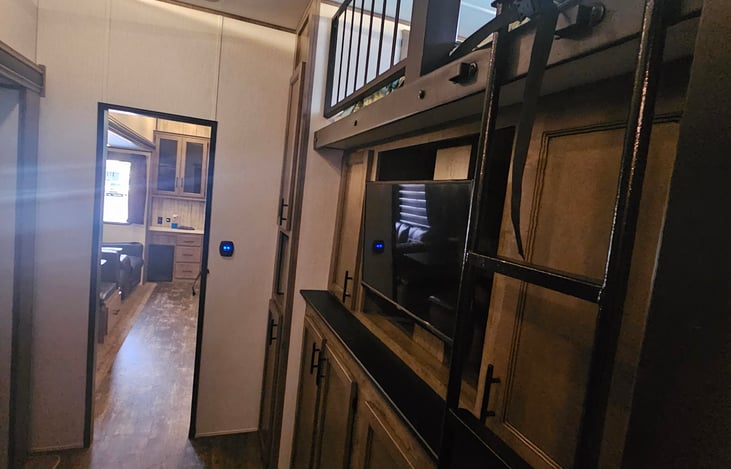 Bunkhouse TV/ Cabinets