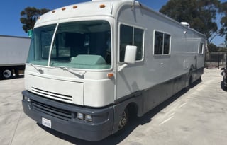 Caddy King RV, Sleeper Sectional, 4-Door Fridge TV