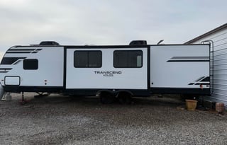 2022 Grand Design Transcend Xplor 2 Bathroom BH