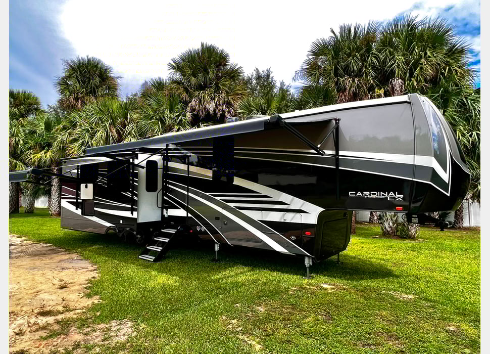 Fifth Wheel rentals in Zephyrhills
