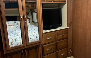 King Suite W/PVT Bunkhouse in the Sunshine State