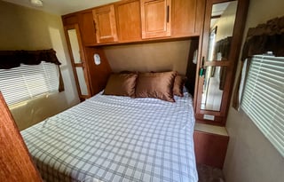 2014 Family Camper with Bunks!