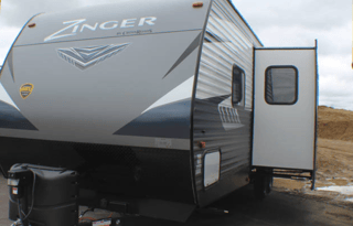 2020 Crossroads RV Zinger 290KB "Happy Hour"