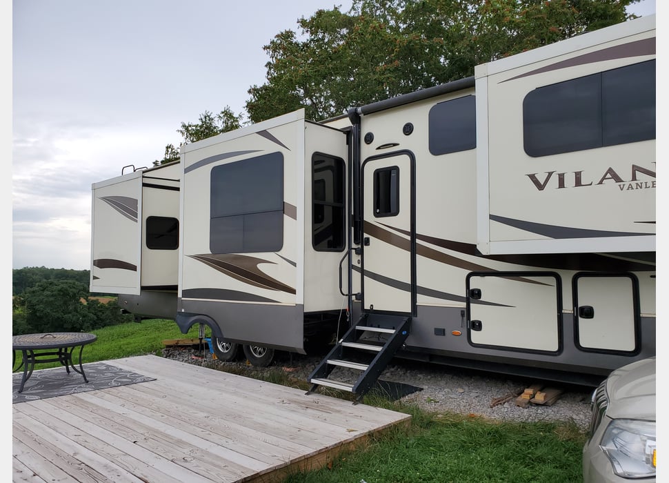 Fifth Wheel rentals in Baltimore