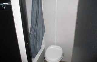 2021 Forest River Cherokee Wolf Pup 16BHS 21'