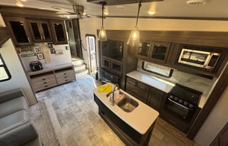 Gill Family RV 5th wheel