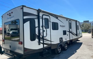 2017 Keystone RV Passport 2890RL Grand Touring