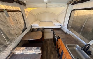 2016 Starcraft  Comet popup