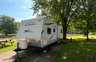 Jay Jay’s Escape – Comfort & Adventure for All!