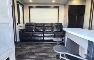 2021 Keystone Impact Fuzion 415