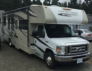 Coachmen RV Leprechaun 310BH Ford 450