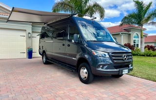 2022 Winnebago Boldt 4x4 - Off Grid Adventure Van!