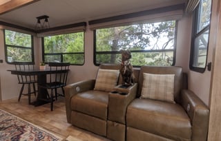 Keystone Arcadia Pet Friendly