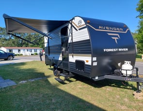 Prime Time RV Avenger LT 16BHX